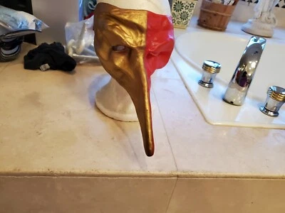 1985 CESAR RUBBER FACE MASK BEAK TWO TONE GOLD/RED WITH ELASTIC  - Image 1 of 4