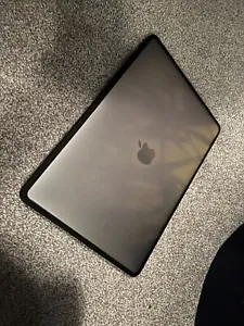 Apple MacBook Pro 13 Zoll (2020) - M1, 1 TB SSD, 16 GB RAM, unter AppleCare