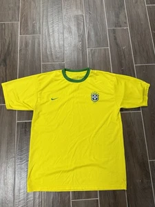 Brazil National Team Shirt Mens Large Yellow Green Nike Dri Fit Soccer - Picture 1 of 4