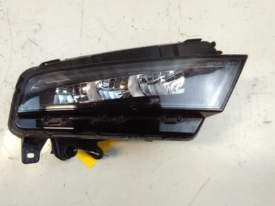 Seat Leon 5F Facelift original Nebelscheinwerfer rechts LED Bj.2019 beschädigt - Bild 1 von 4