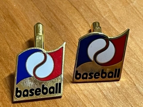 Joe DiMaggio owned MLB Commissioner's Logo Cufflinks with COA from his family Cover