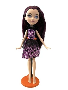 Muñeca de picnic encantada Ever After High Queen Raven Mattel  - Imagen 1 de 5