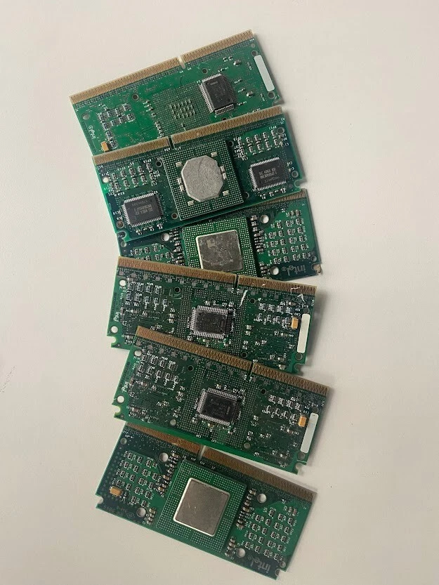 Intel Pentium II cpu scrap 6 pcs. - Image 1 of 1
