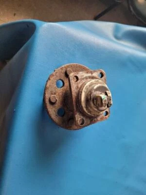 06-16 BUJE TRASERO CHEVY IMPALA 152197 Foto 1 de 2