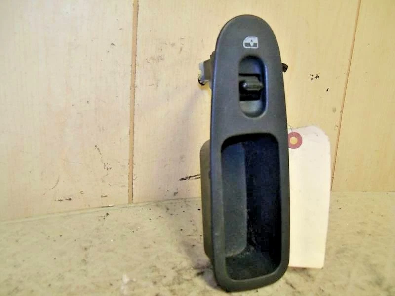 1999-00-01-02-03-2004 Dodge Intrepid interruptor ventana lado pasajero puerta trasera  Foto 1 de 1