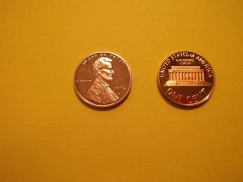 1975 "S" Proof Lincoln Cents taken from PROOF Sets Cover
