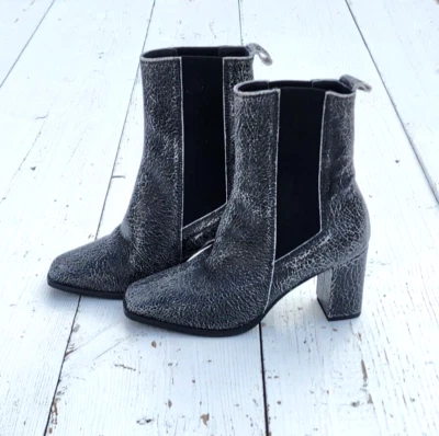 Janet & Janet Mujer ITALIANAS Negro agrietado Tobillo Pull On Botas EE. UU. 6,5 UE 37 NUEVAS Foto 1 de 4