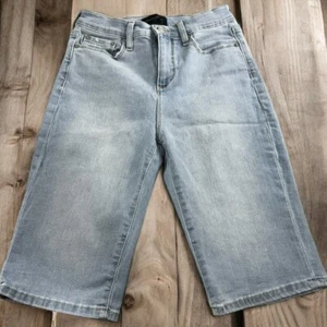 Pantalón Corto Banana Republic Alto Lavado Ligero Talla 24/00 Bermudas 10" Entrepierna - Imagen 1 de 5