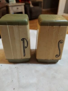 Vintage MCM Max Klein Salt & Pepper Shakers Retro Mid Century - Picture 1 of 5