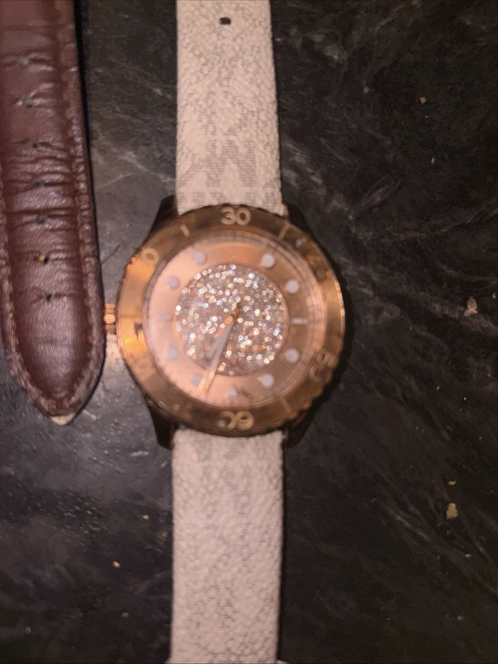 Michael Kors 正品玫瑰金水晶 — 第 1/4 张图片