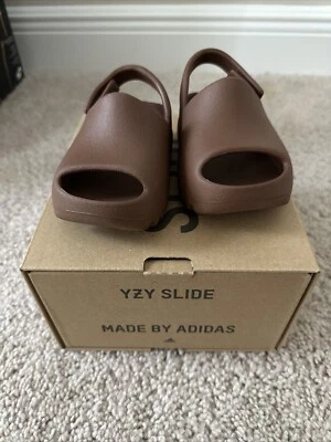 Talla 6K - Adidas Yeezy Slide Lino Marrón 'FZ5898' INFANTIL Foto 1 de 4