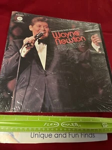 Wayne Newton ‎Vinyl LP Album Everybody Loves Somebody - Picture 1 of 4
