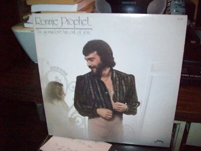 RONNIE PROPHET - I'm Gonna Love Him Out of You (LP / AUDIOGRAPH #7793) NEAR Mint - Image 1 of 2
