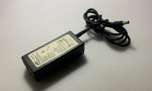 Original Samsung AP04214-UV Power Adapter Laptop Chager 5.5x3.0mm 19 V - 3.16 A - Picture 1 of 6