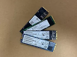 SSD de 80 mm marca mixta 256 GB NVMe M.2 2280 *una unidad* - Imagen 1 de 1