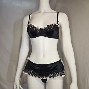 Victoria's Secret Satin Demi Bra Skirted V-String Set Black Pink 34B M VTG - Picture 1 of 10