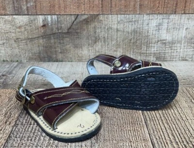 Sandalias de cuero para andador bebé/niño diseño cruzado tradicional Huarache cruzado Foto 1 de 4