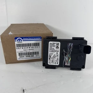 2021 - 2023 Jeep Long Range Front Radar Sensor Mopar 68440586AK OEM - Bild 1 von 4