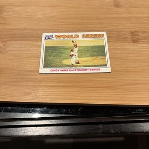 1977 Topps #413 World Series Reds Win Vg - Bild 1 von 4
