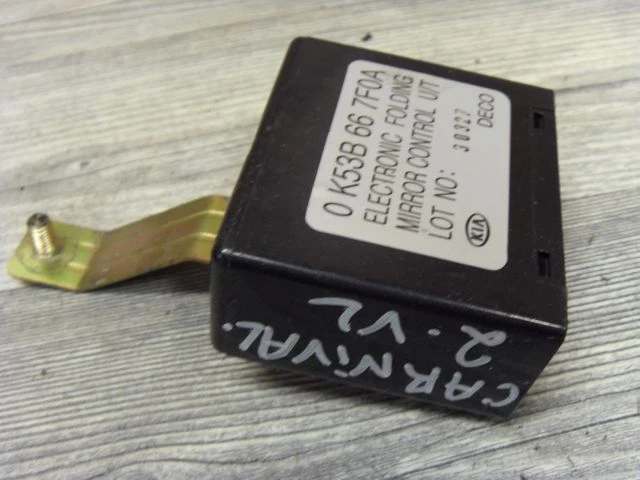 Centralina Kia Carnival II (UP) 0K53B667F0A (2) Centralina ECU Control Module - Immagine 1 di 1