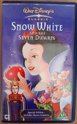 Walt Disney Classics SNOW WHITE and the SEVEN DWARFS video cassette PAL UK rel. - Image 1 of 4