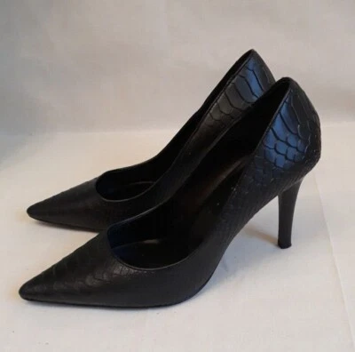 Zapato de salón Ralph Lauren para mujer negro con estampado de reptiles de cuero 9B Foto 1 de 4