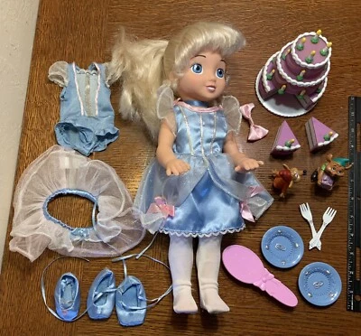 Disney Bailarina Princesa Cenicienta Muñeca Gus Jaq Cumpleaños Fiesta Set Compañeros de Juego Foto 1 de 4