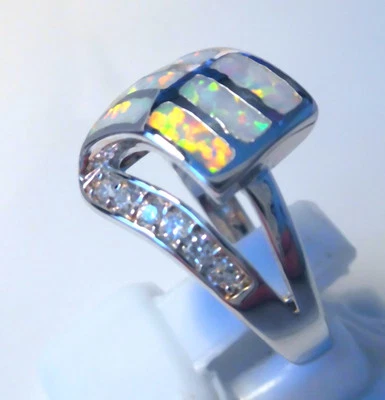 GORGEOUS WHITE  FIRE OPAL/WHITE TOPAZ   RING UK Size "R" US 9 - Image 1 of 3