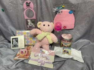 BELOW WHOLESALE PINK BABY SET OF 10 - BIB,FRAME,TEDDY BEAR,HEADBANDS,PACI -NEW - Picture 1 of 3
