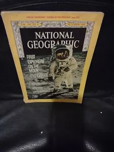 National Geographic December 1969 Magazine Moon Landing w/ Record RARE - Picture 1 of 2