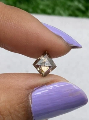 Diamante suelto natural, diamante cometa, diamante champán, diamante de lujo 0,81 tcw Foto 1 de 4