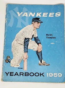 VINTAGE 1959 NEW YORK YANKEES YEARBOOK MICKEY MANTLE YOGI BERRA WHITEY FORD MLB - Picture 1 of 5