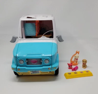 Barbie Mattel Ultimate Puppy Mobile Toy Van SUV Pet Camper DLY33 Usado Estado. Foto 1 de 4