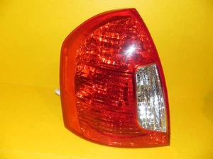 2006 2010 HYUNDAI ACCENT SEDAN LEFT DRIVER TAIL LIGHT OEM 2007 2008 2009 - Picture 1 of 8
