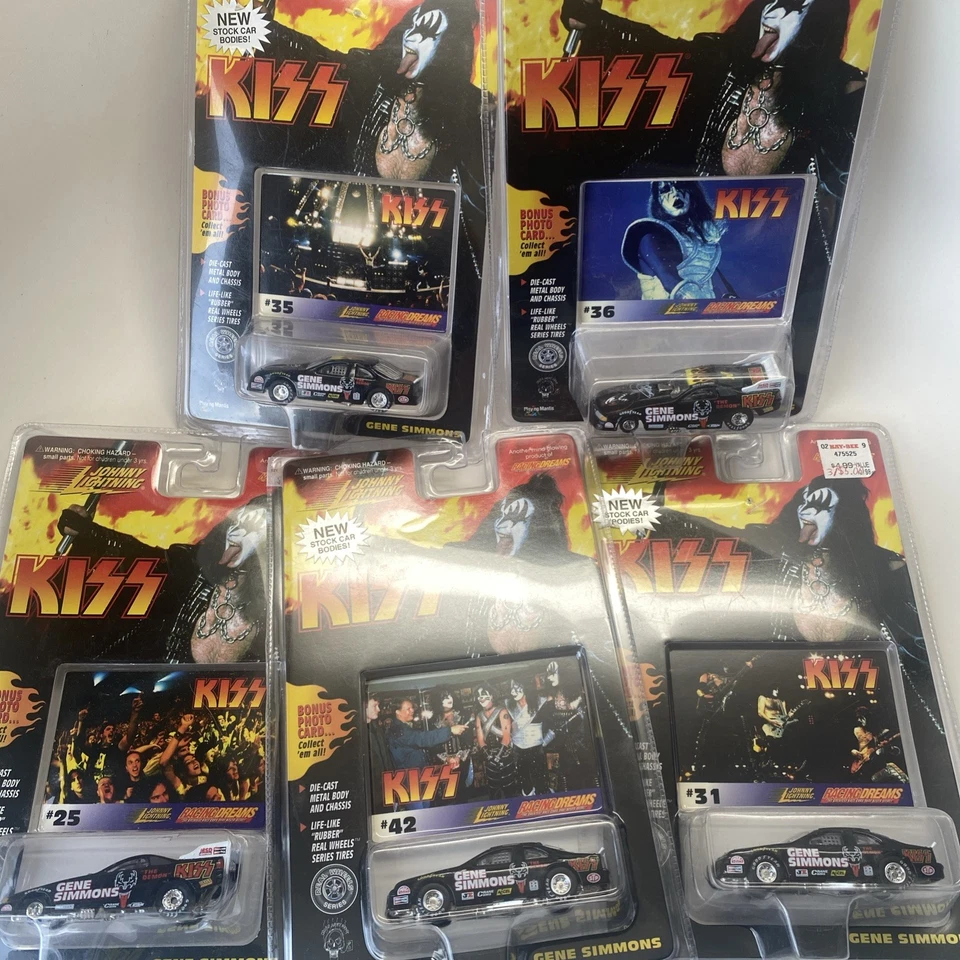 Johnny Lightning KISS Gene Simmons Racing Dreams Cars #35 36 25 42 31 LOTE 5 NUEVO Foto 1 de 4