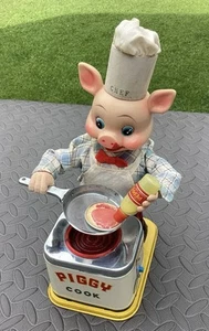 1950's Yonezawa Piggy Cook Tin Toy - Japan - Working - Battery Operated - Picture 1 of 7