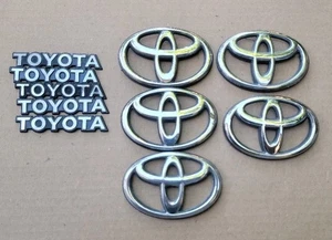  94 95 96 97 98 99 TOYOTA CELICA TAPA TRASERA EMBLEMA INSIGNIA OEM Z1 - Imagen 1 de 4