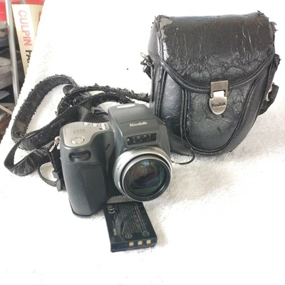 Kodak EasyShare DX6490 - Image 1 of 4