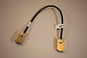 Cable de apilamiento genuino Extreme Networks Summit 250084-00 0,5 M - Imagen 1 de 3