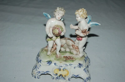 Ancienne figurine , Bassano , ange , angelot ,décoratif , vitrine ,déco - Photo 1/4