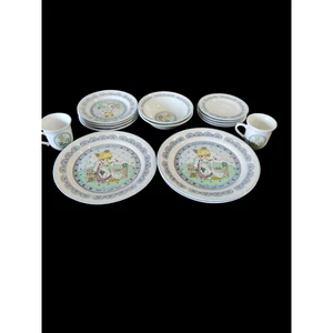 Vintage Precious Moments Dishware Set - Picture 1 of 13