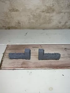 Model Railway Stone Walls With Gate Posts, Coloured, 55x12mm, Track Side - Foto 1 di 2