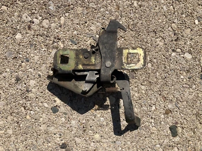 Ford F150 F250 F350 1992-1996 Bronco capó cierre conjunto 93 94, usado OEM Foto 1 de 2