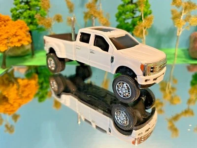 1/64 Personalizado Ford F350 Doble Cabina, Kit de Elevación G5 Granja Juguete Ertl Doble Escape Tubos NUEVO Foto 1 de 3