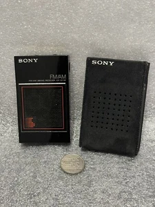Vintage SONY Japanese Micro RADIO Miniature ICF-S11W Original Case Very Rare - Picture 1 of 7