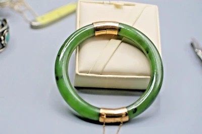 老式 14K 玫瑰金天然玉手镯 O1 — 第 1/4 张图片