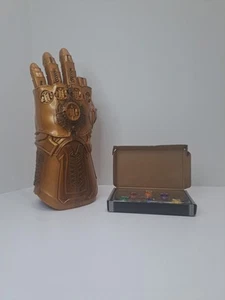 Disney Parks Thanos Infinity Stulpen mit allen Steinen - EUC - Bild 1 von 11