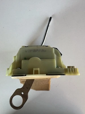 03-09 Mercedes W203 W209 C230 C320 C240 C280 Floor Gear Shifter a 2032676124 OEM - Image 1 of 4