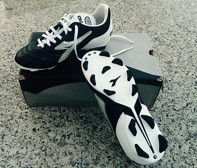 NUEVO Diadora Carioca RTX 12 Mujer Fútbol Negro/Blanco/Plateado Talla US 5.5 Foto 1 de 3