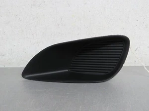 Toyota Yaris 2012 2012 cubierta orificio para parachoques delantero izquierdo - Imagen 1 de 7